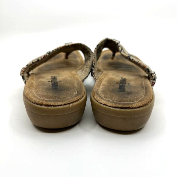 MINNETONKA Silverthorne Needlepoint Thong Sandals Women's 8 US - Picture 6 of 9